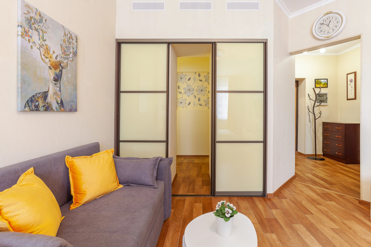 Апартаменты  RentPlaza на Улице Революционной-Центр