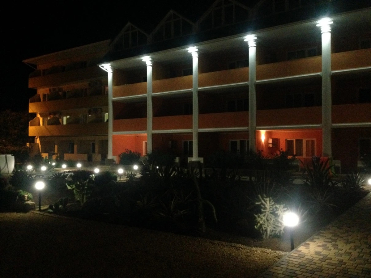 Отель Gala Paradise