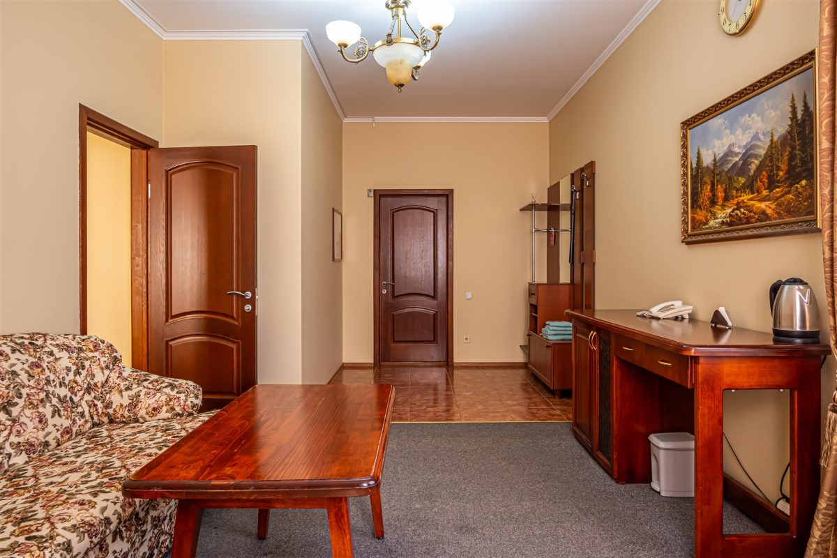 Отель Респект