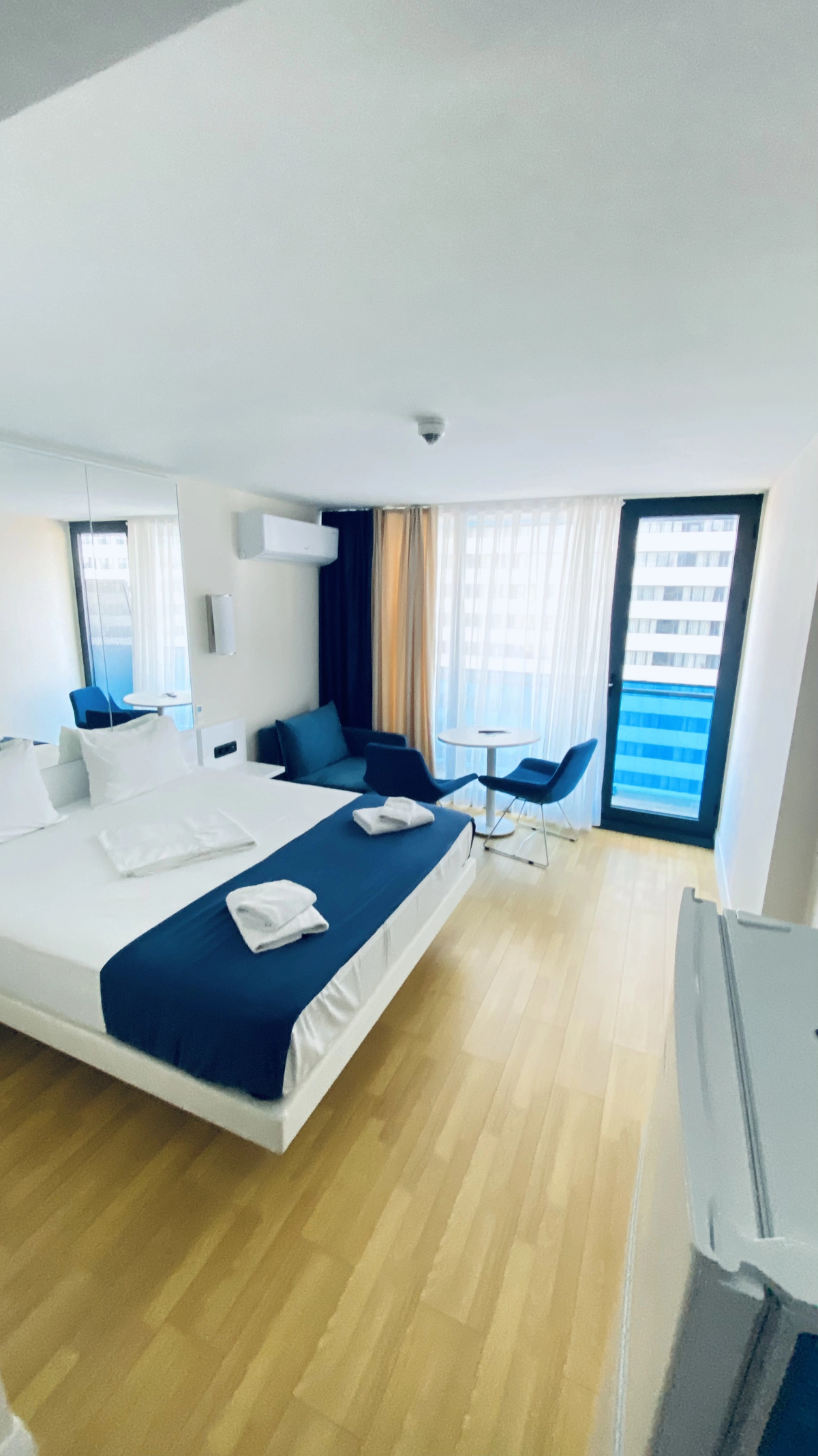 Апарт-отель Орби Сити у МариНика