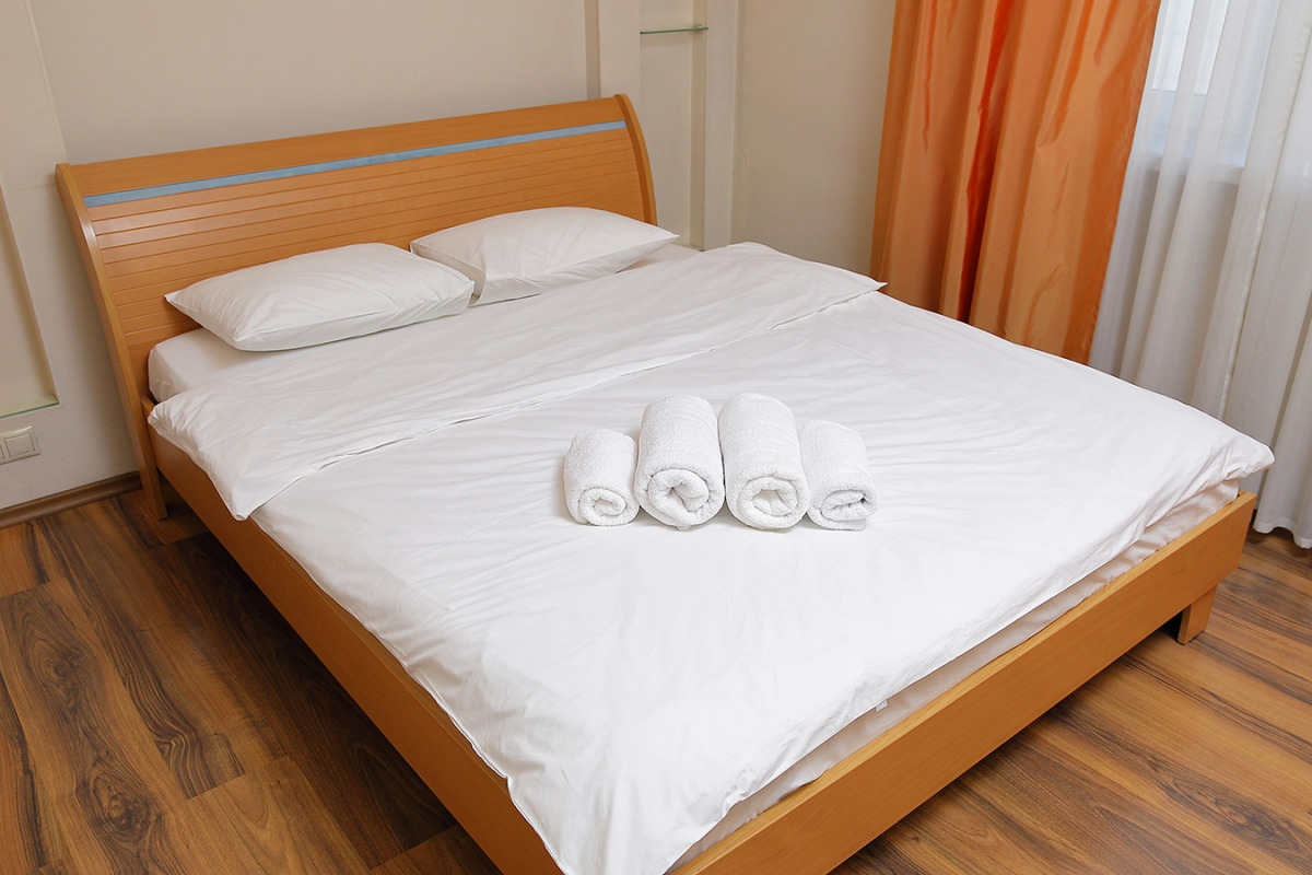 Квартира Двухкомнатная в тихом зеленом дворике