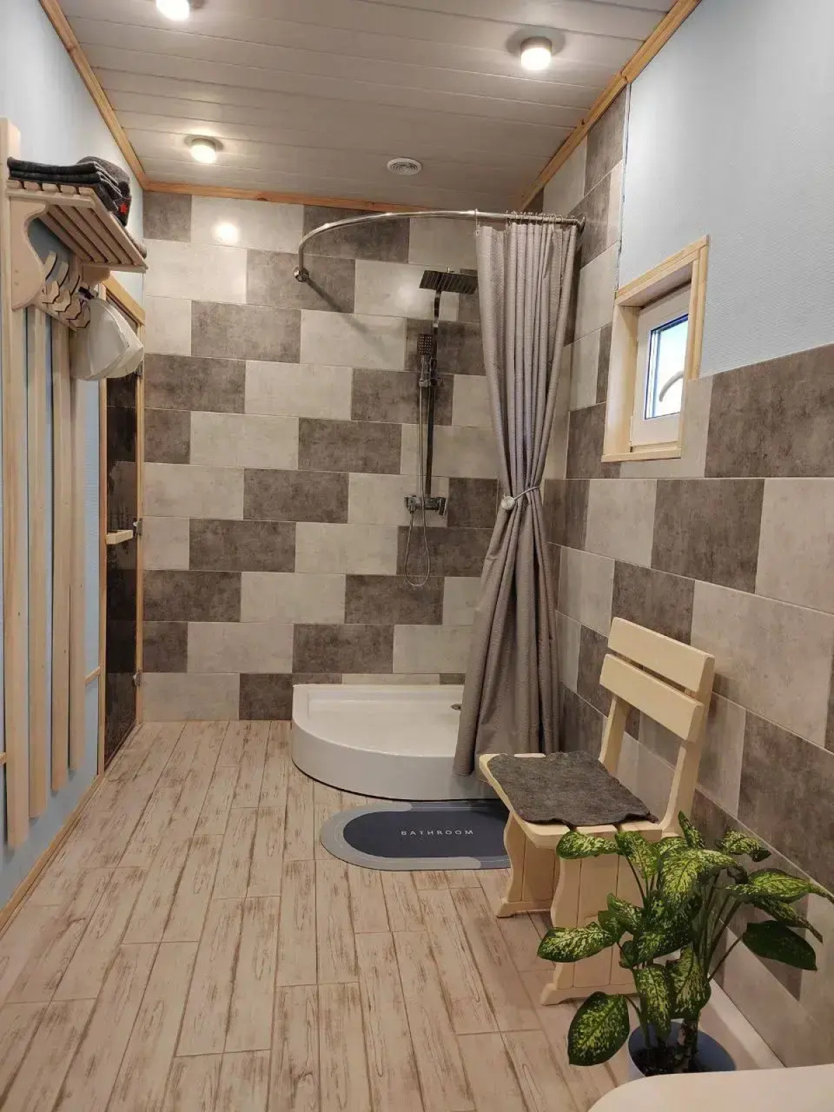 Частный дом Дом на горе с камином и сауной