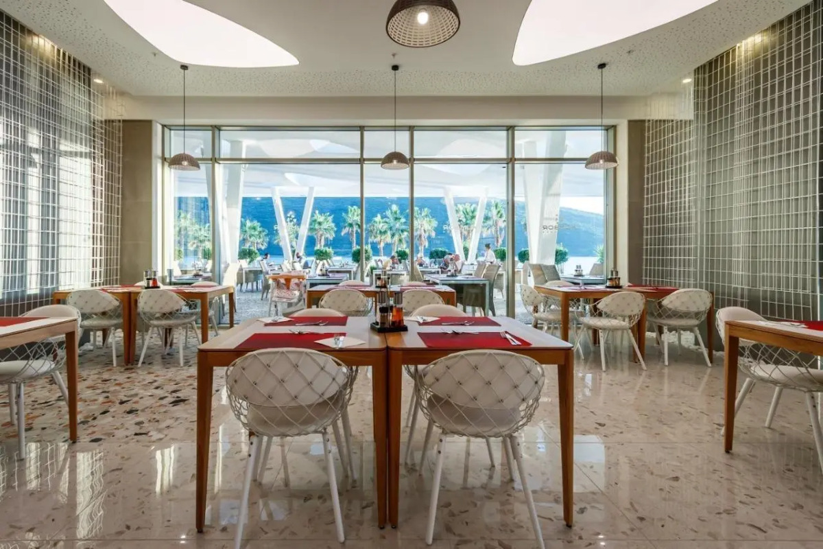 Отель Carine Kumbor Superior