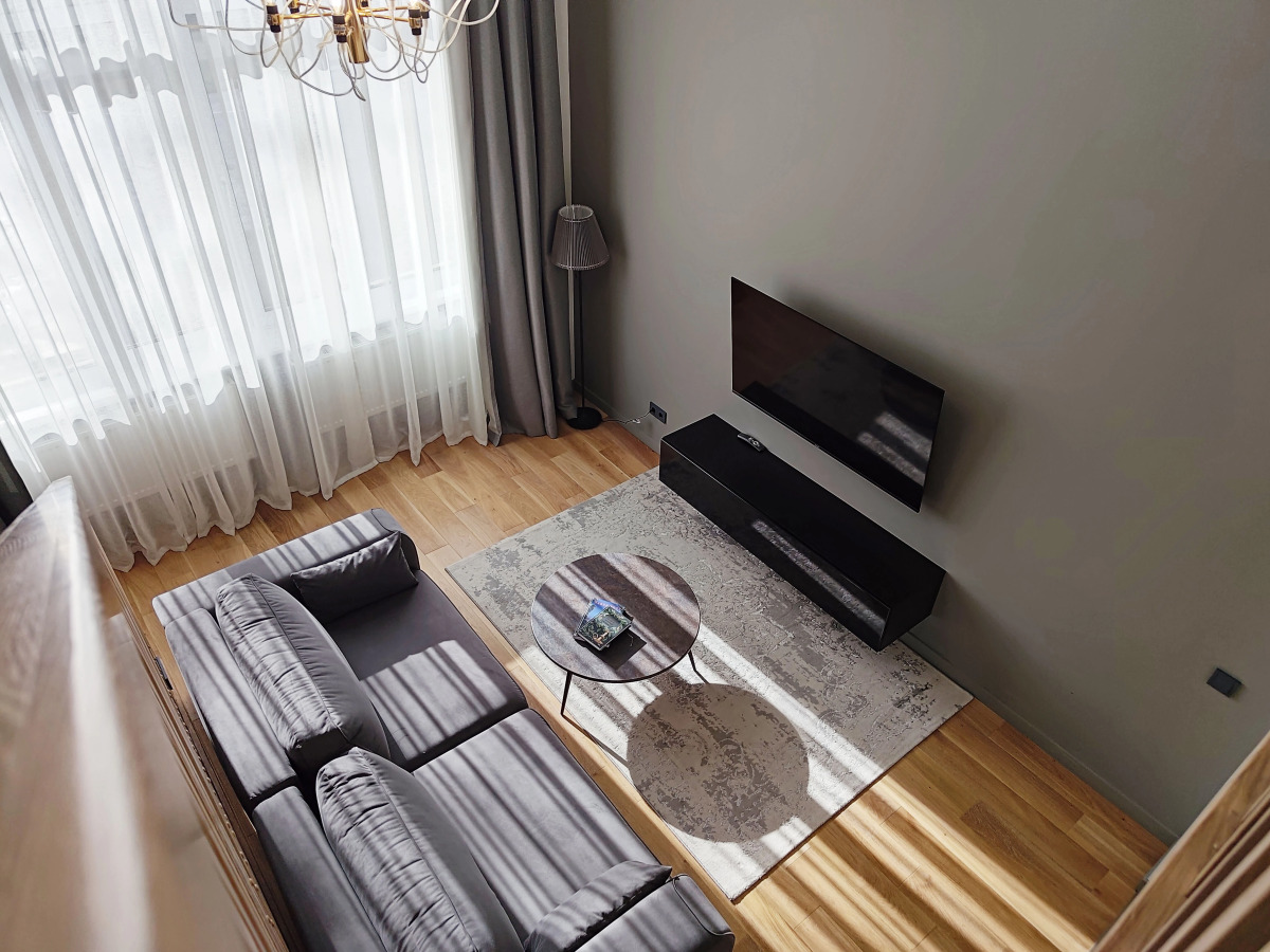 Апартаменты двухуровневые с видом на горы. Жить в Горах.