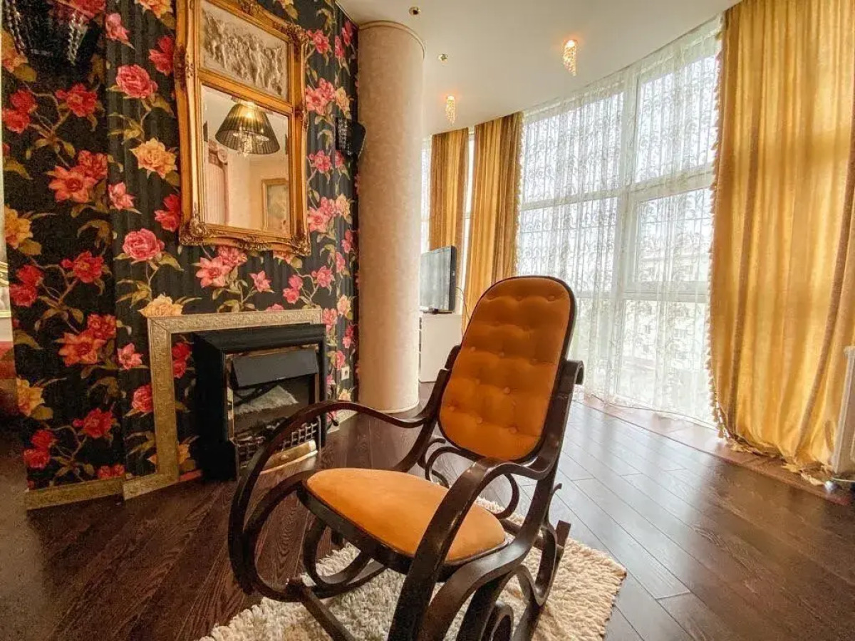 Квартира на Запотоцкого, 12