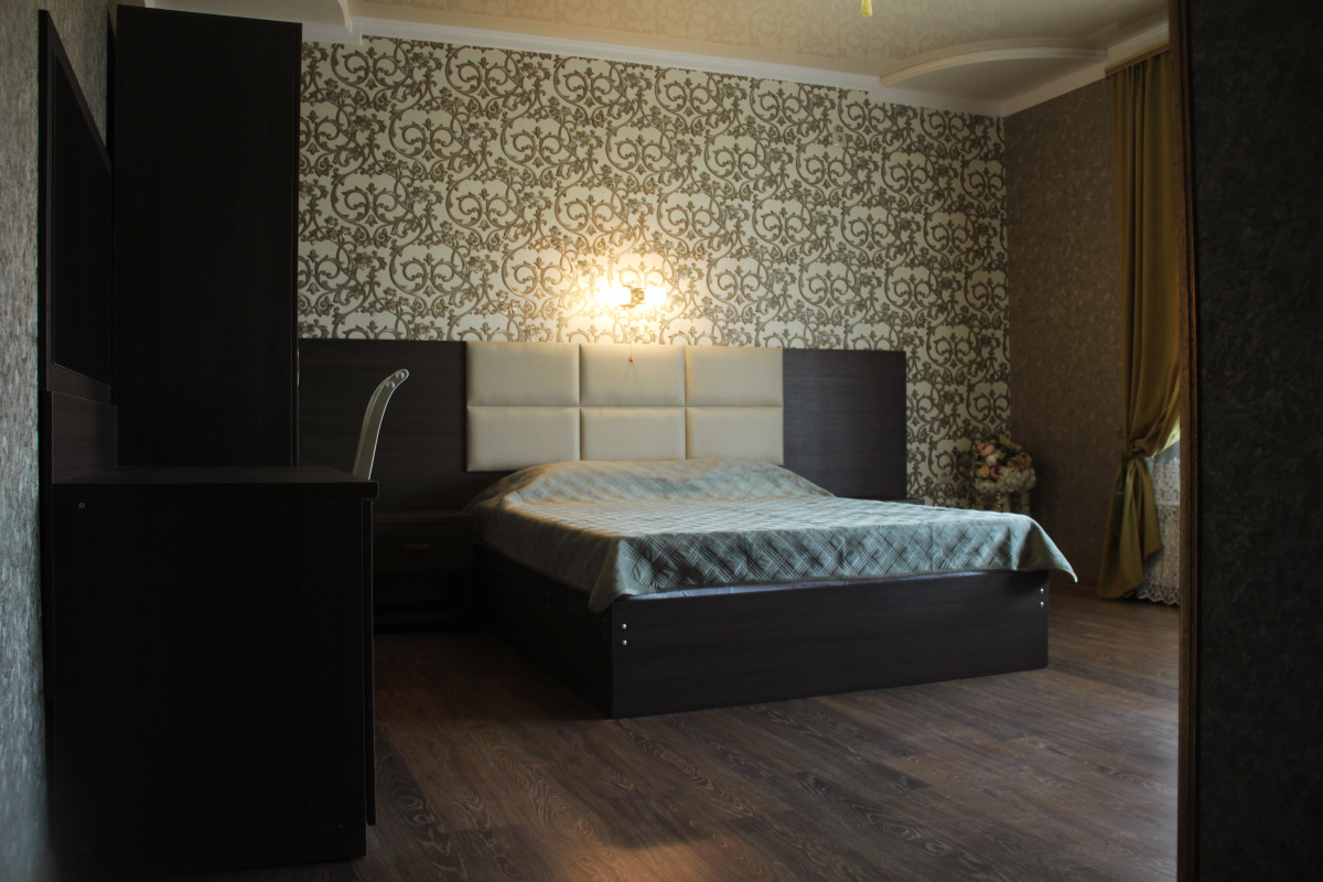 Моцарт Холл