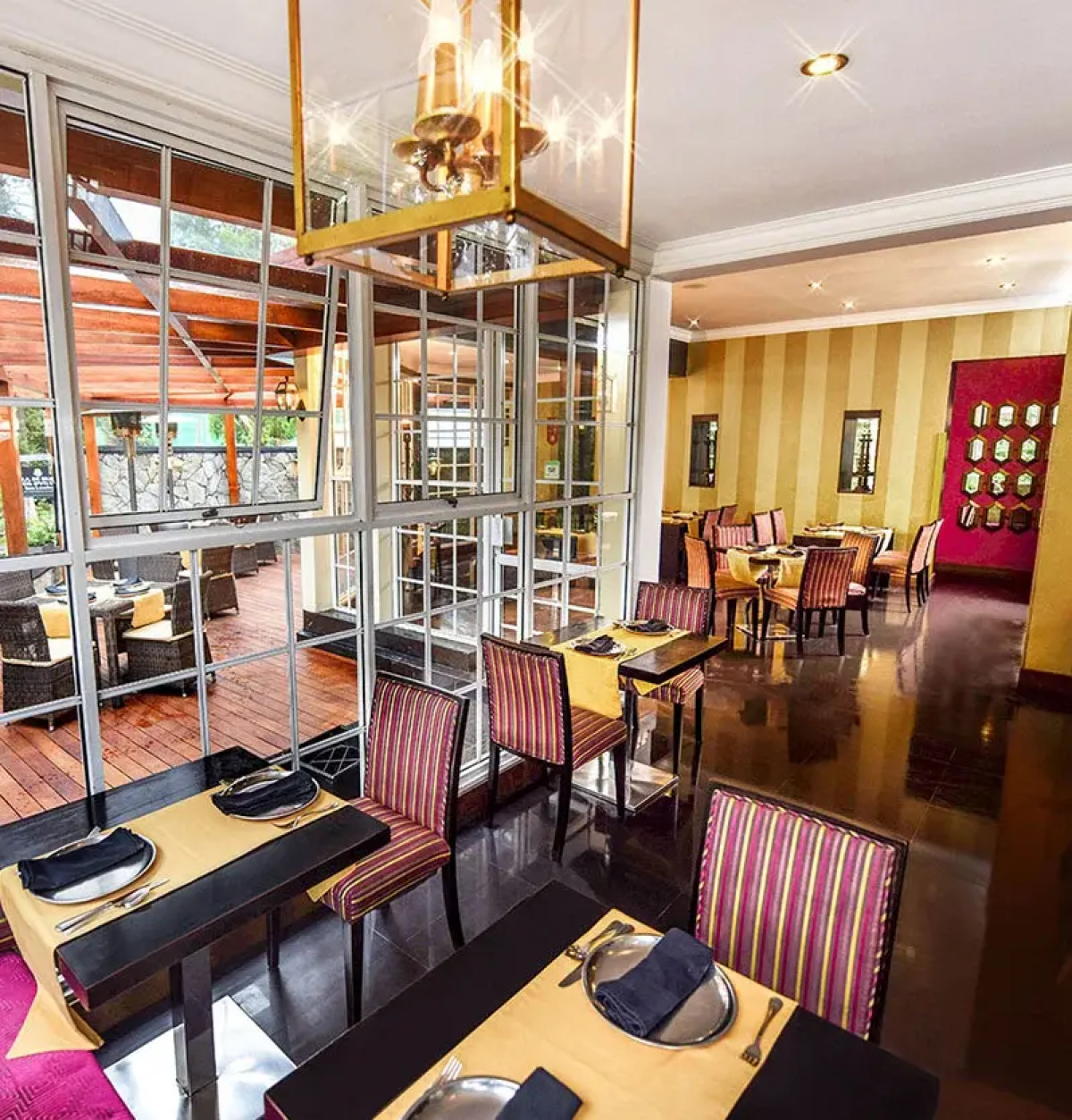 Отель Grand Hotel Nuwara Eliya