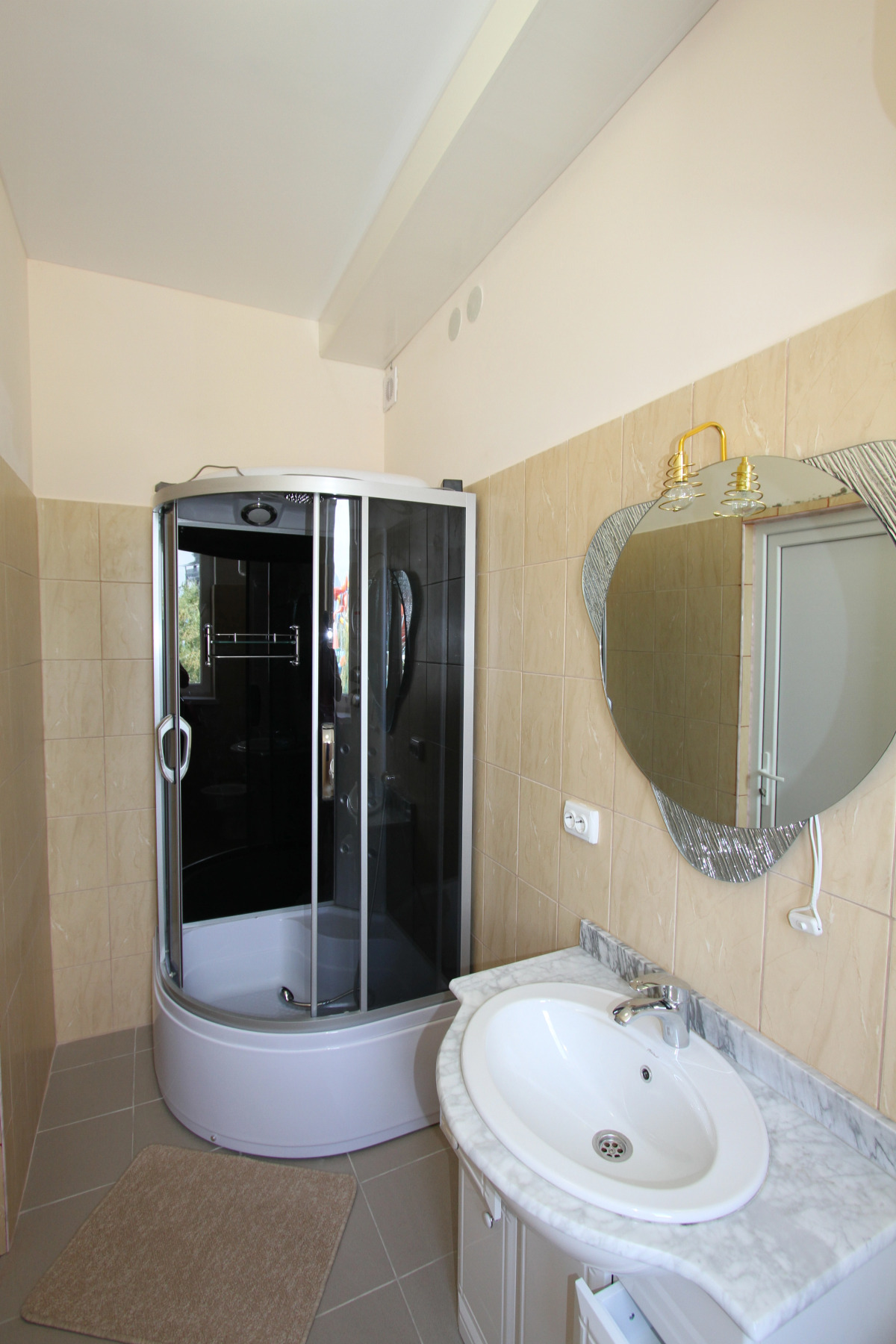 Отель Элерон