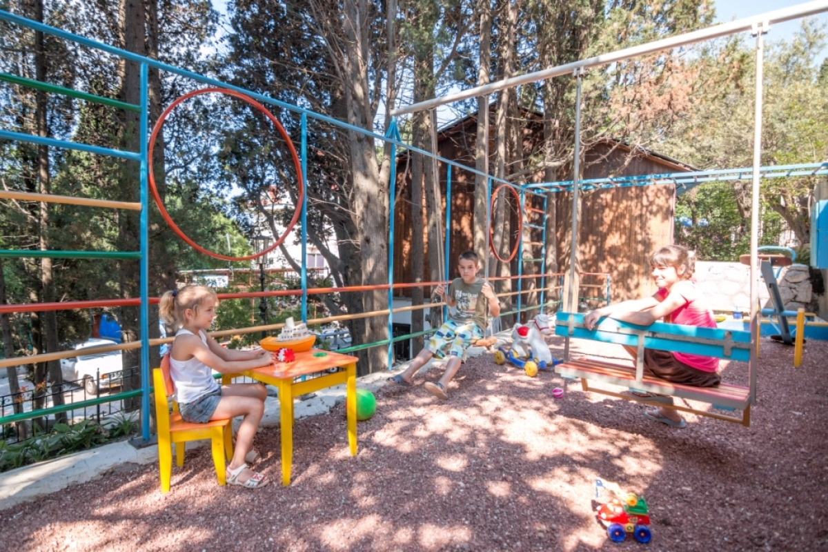 Отель Яхт-Клуб