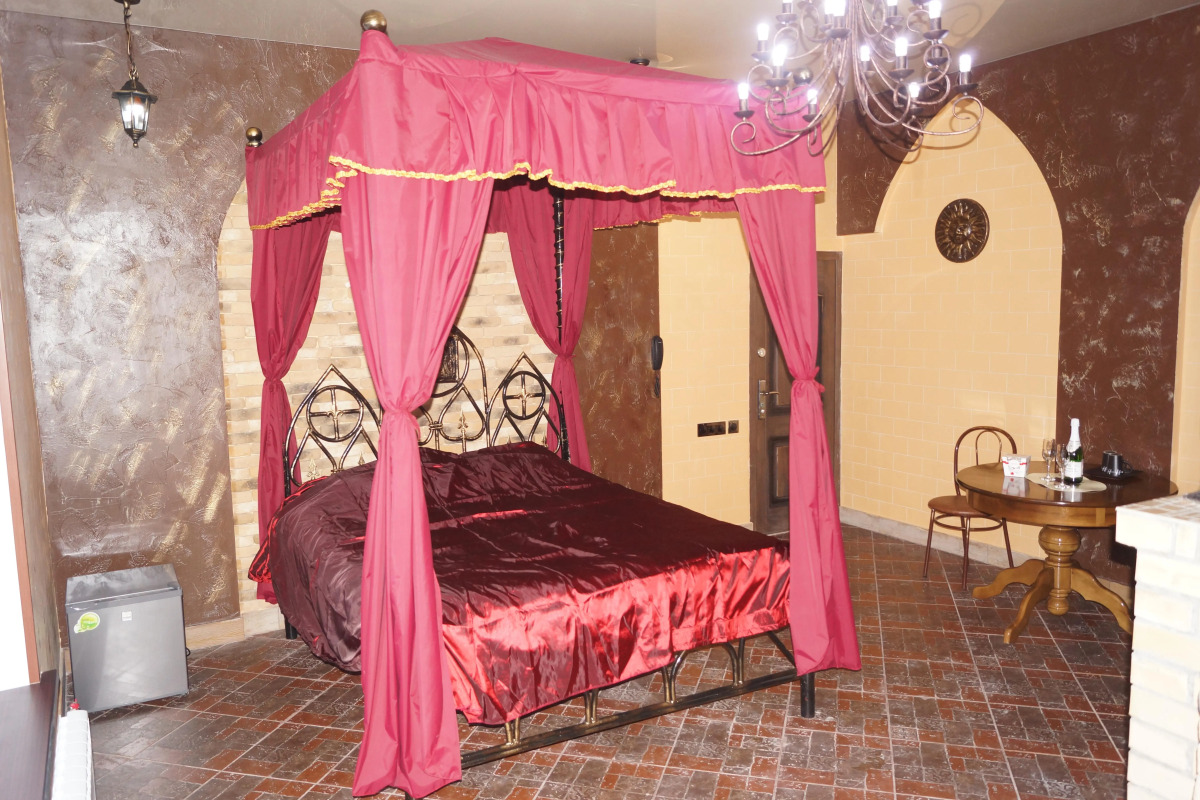 Гостиничный комплекс Жар-Птица