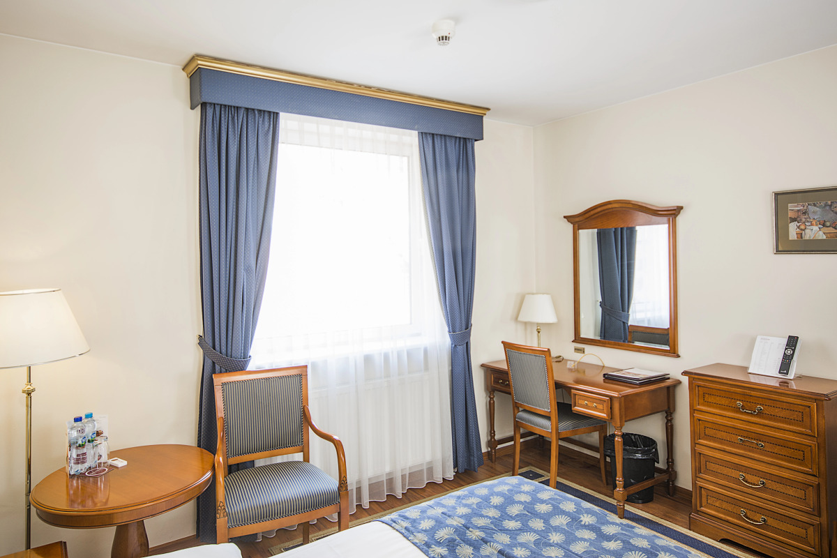 Отель Qubus Wroclaw