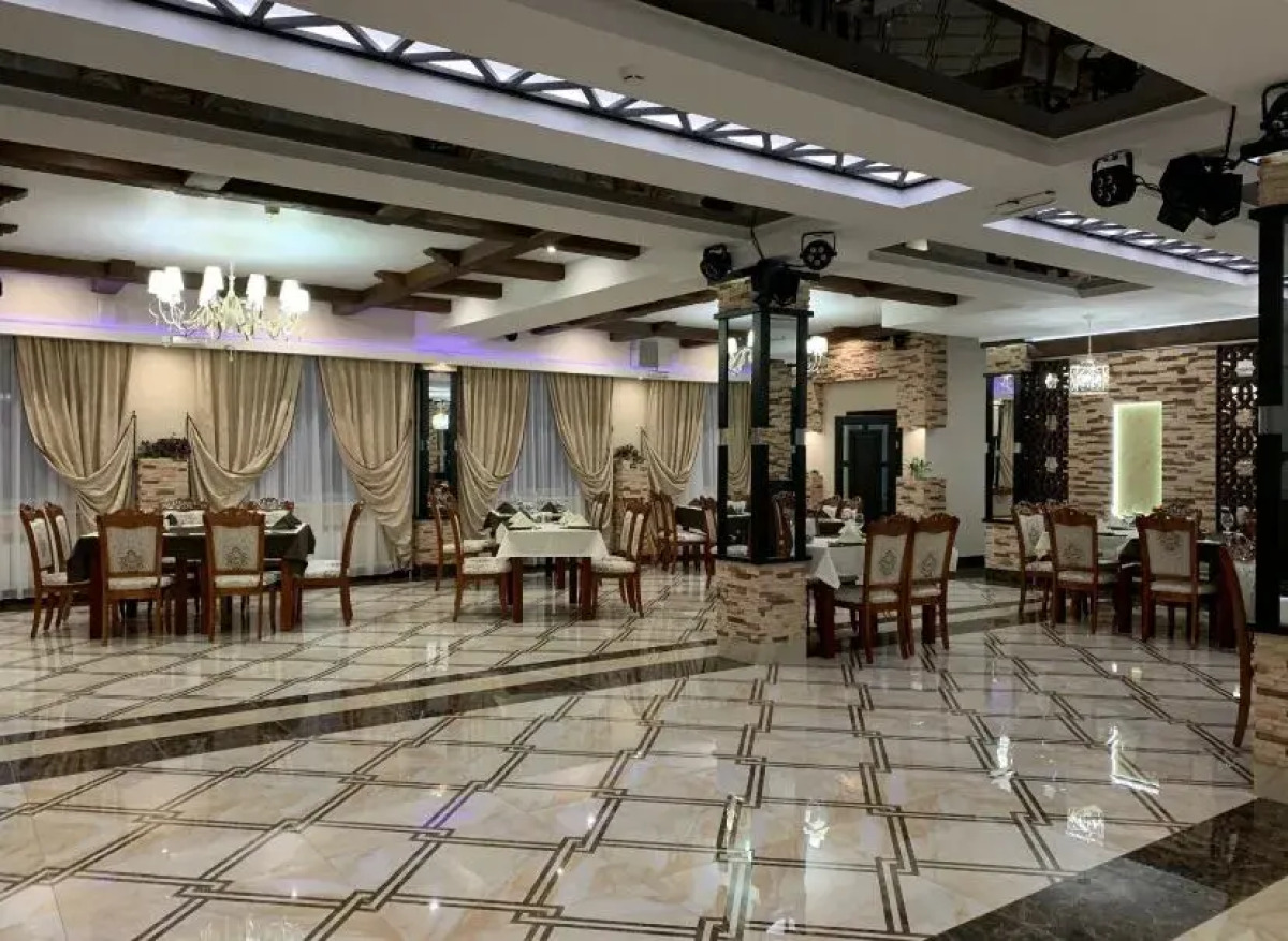 Отель Караван