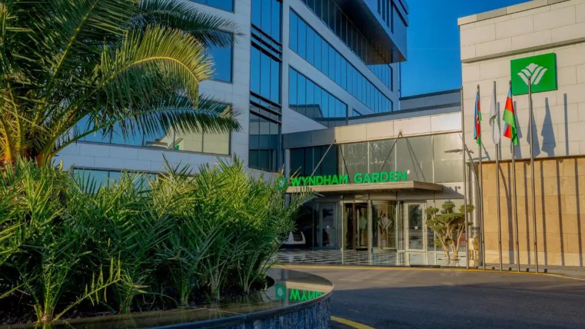 Отель Wyndham Garden Baku