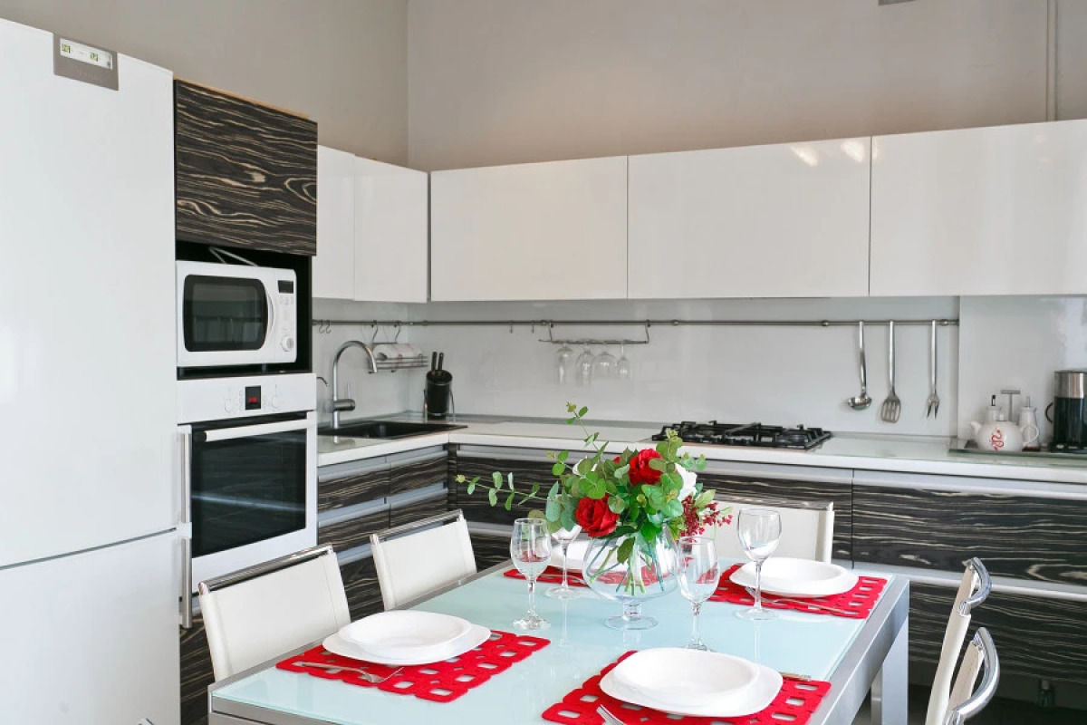 Апартаменты 3-комн. в центре Минска для 7 гостей