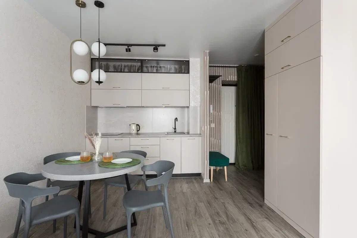 Апартаменты Две Подушки на Возрождения 86