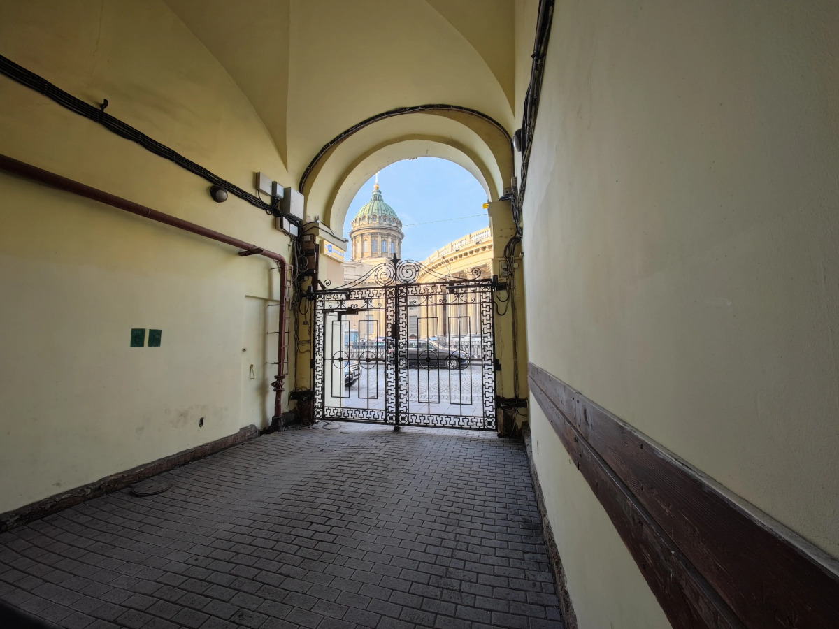 Квартира видовая в Золотом треугольнике Петербурга