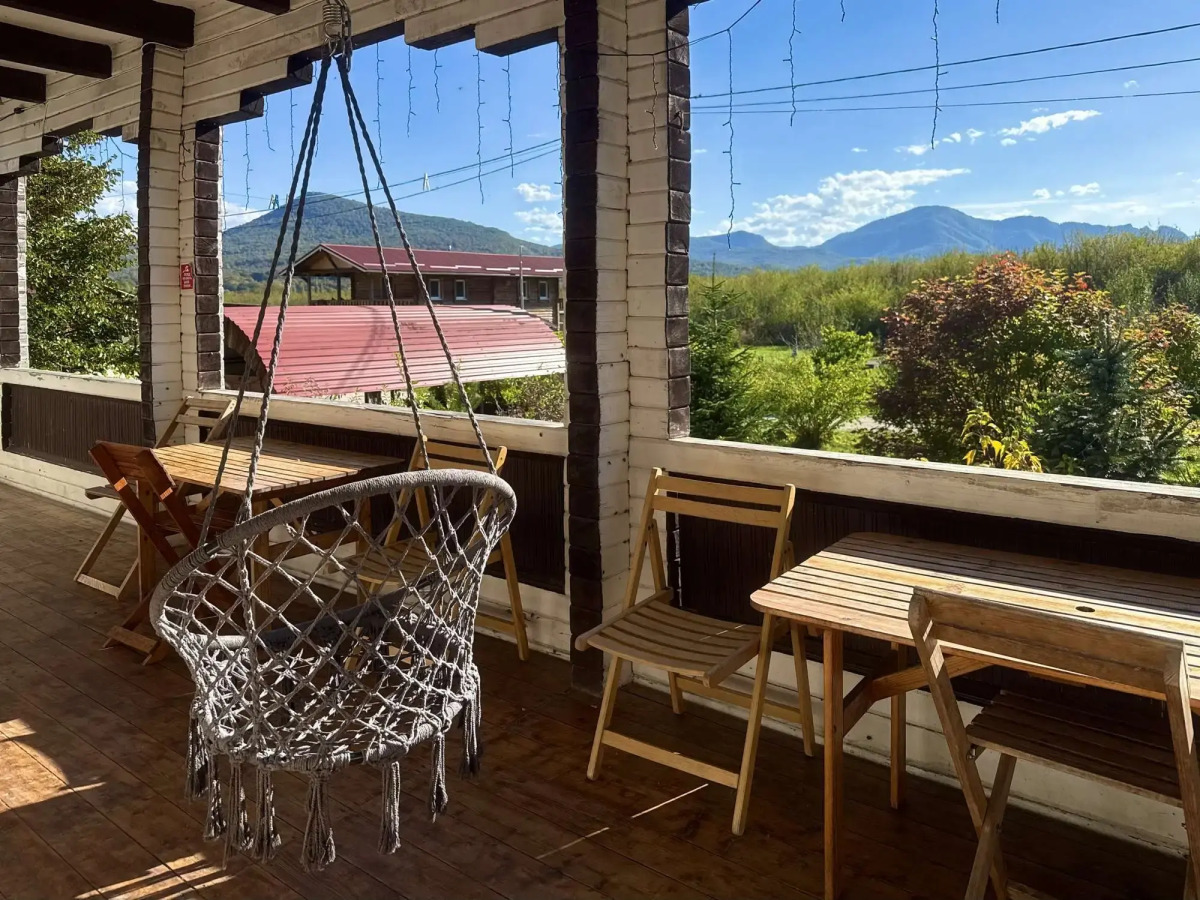 Thach from Travel Hotels Entourage