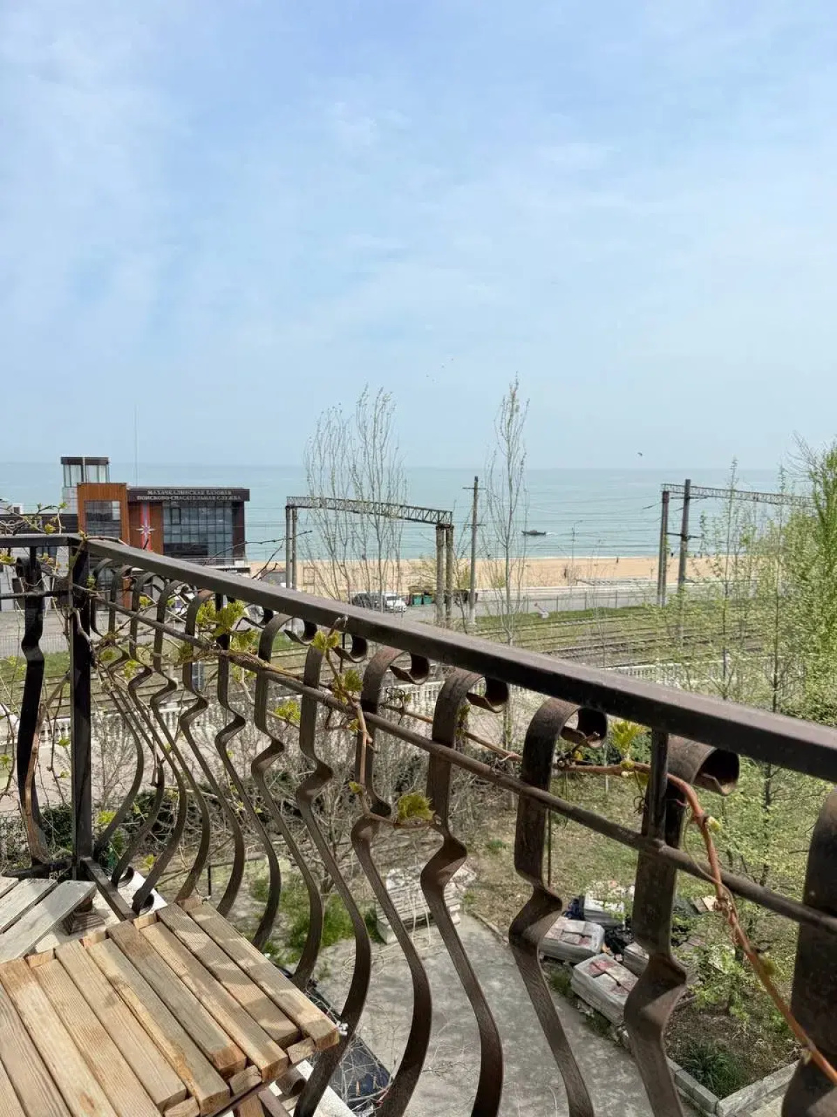 Апартаменты Сталинка на Первой Линии