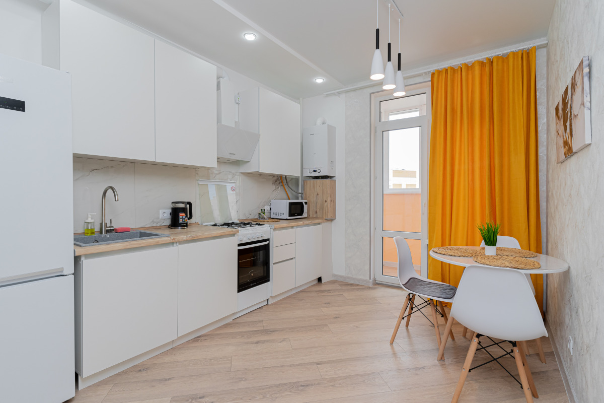 Квартира ЛЮКС Посуточно в ЖК Соседи