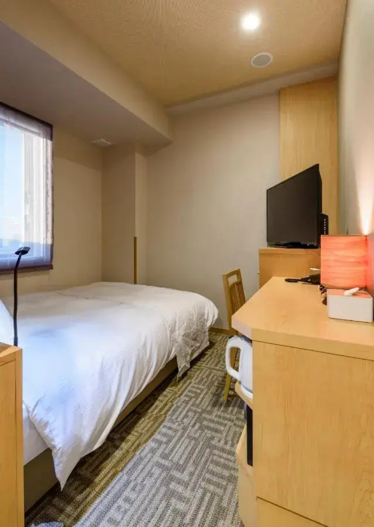 Quintessa Hotel Tokyo Haneda Comic & Books