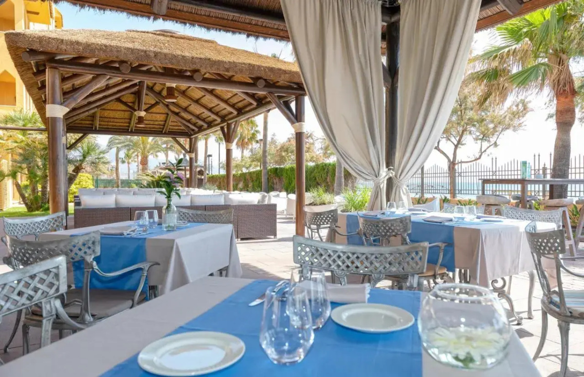 Отель IPV Palace & Spa