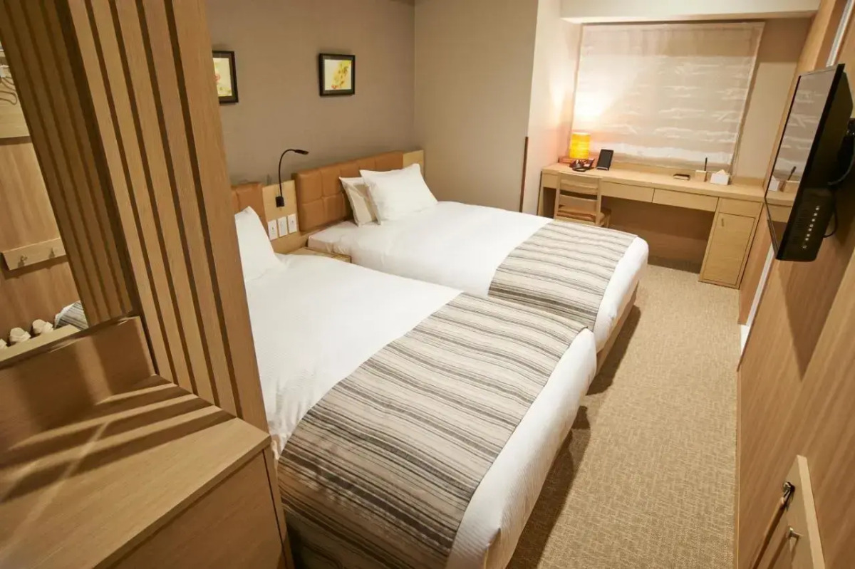 Quintessa Hotel Tokyo Haneda Comic & Books