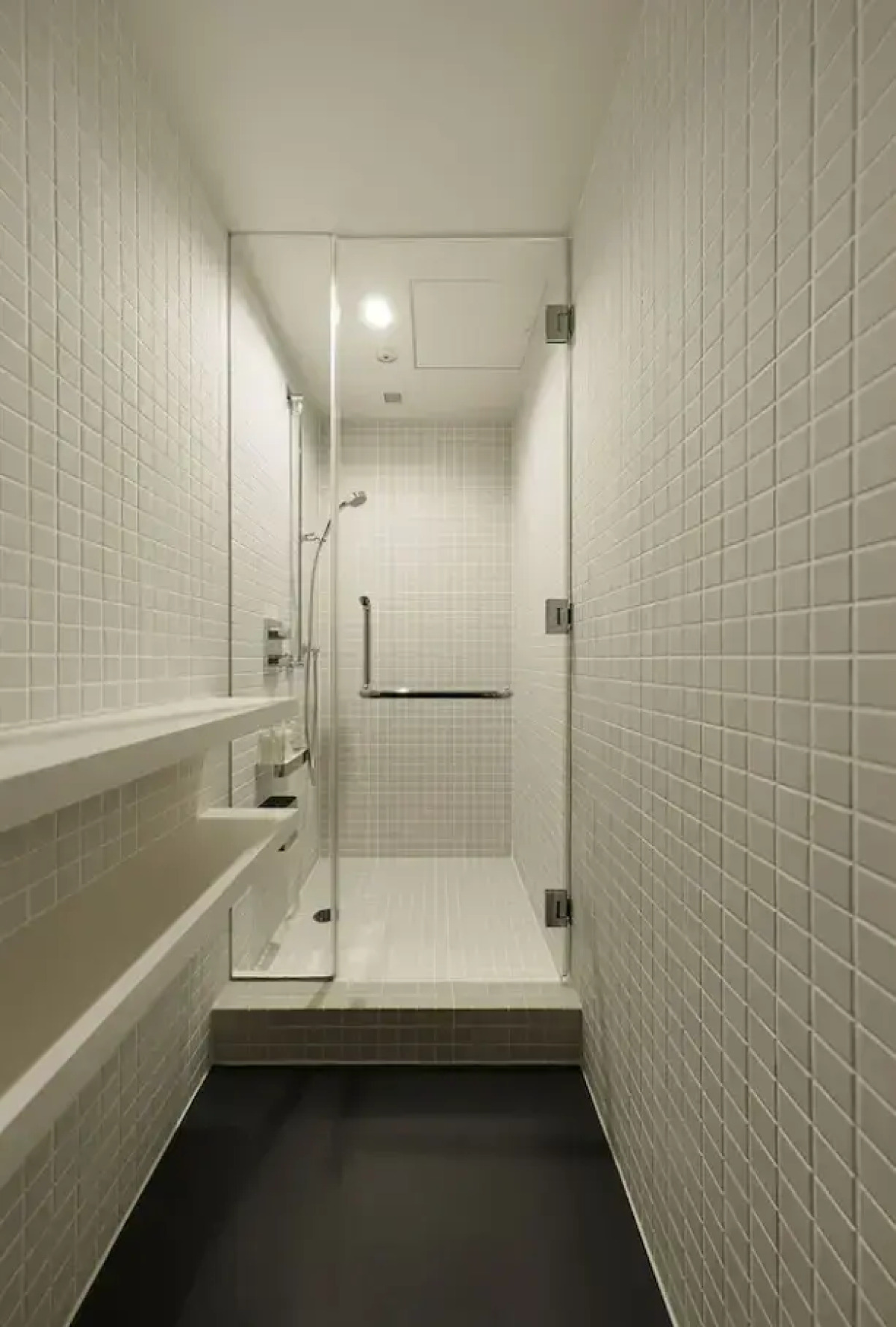 9h nine hours woman Kanda