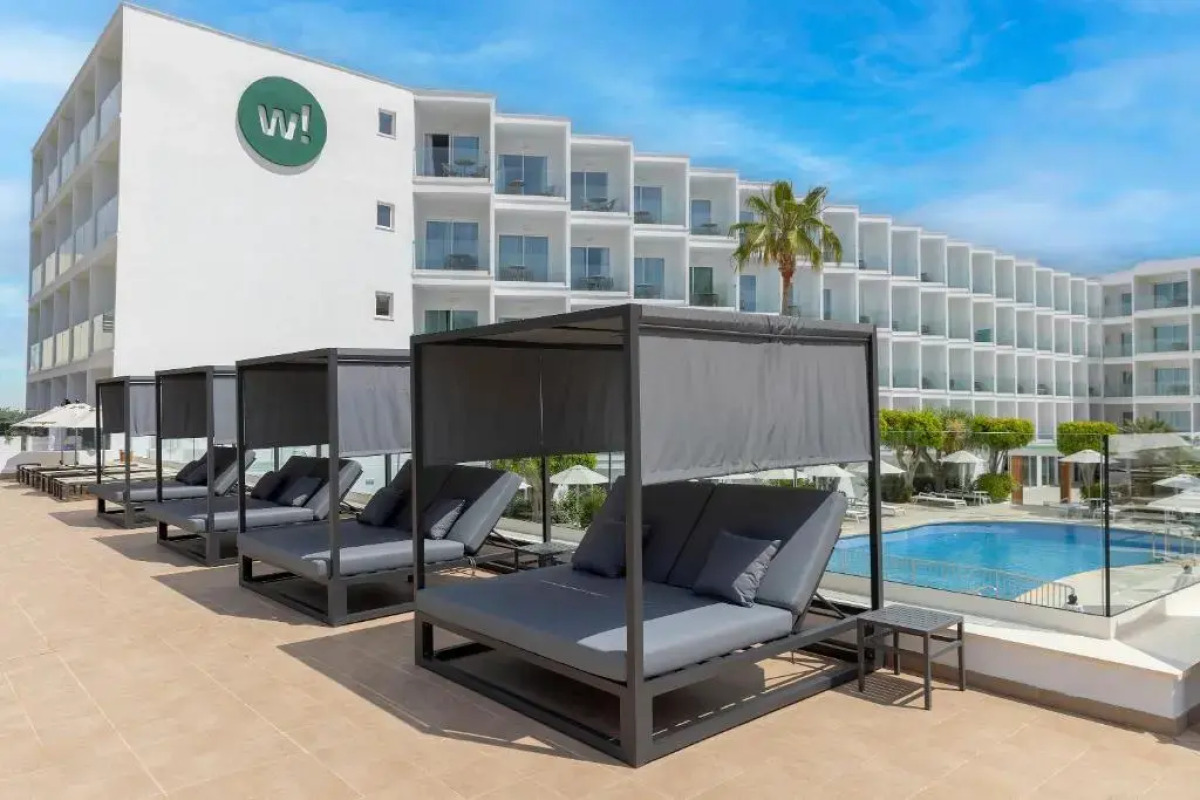 HM Isabela-Adults Only