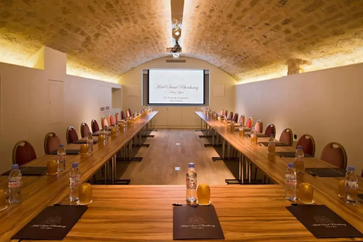 Отель Saint Petersbourg Opera