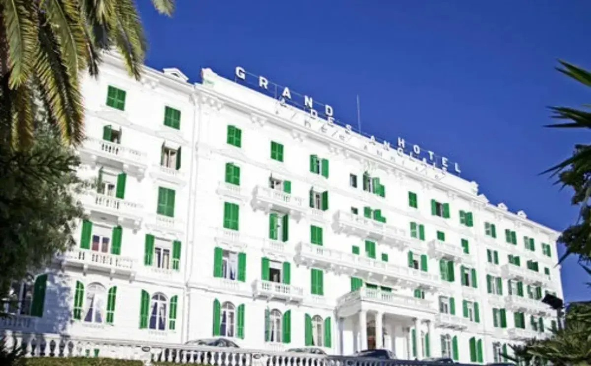 Отель Grand Hotel & Des Anglais