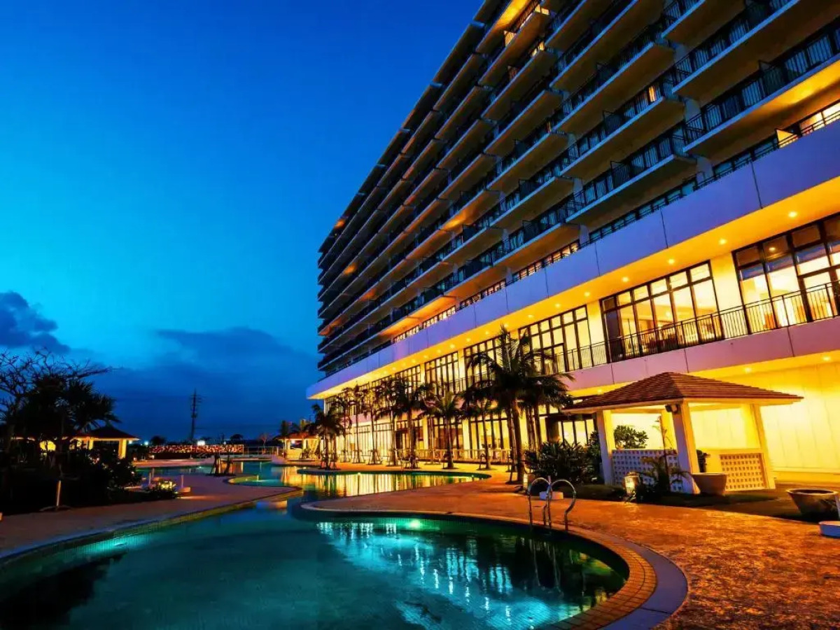 Отель Southern Beach Hotel & Resort Okinawa