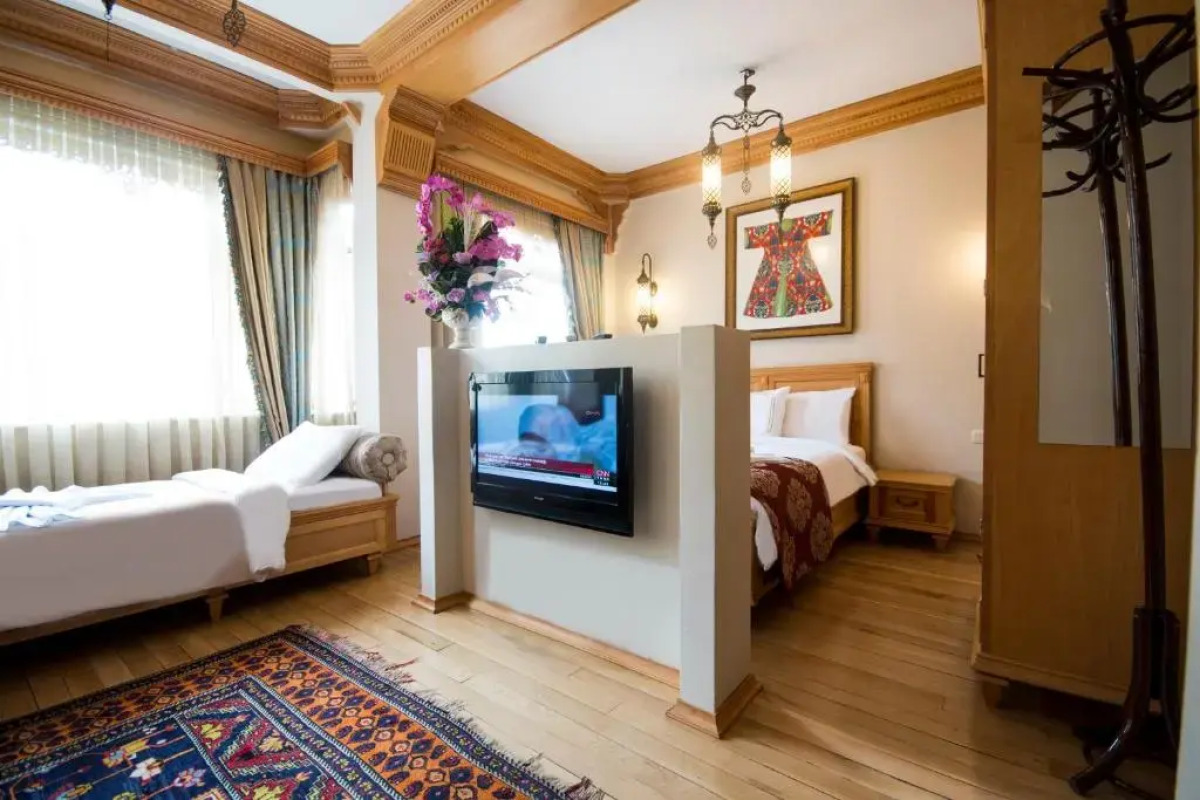 Sultan Corner Suites