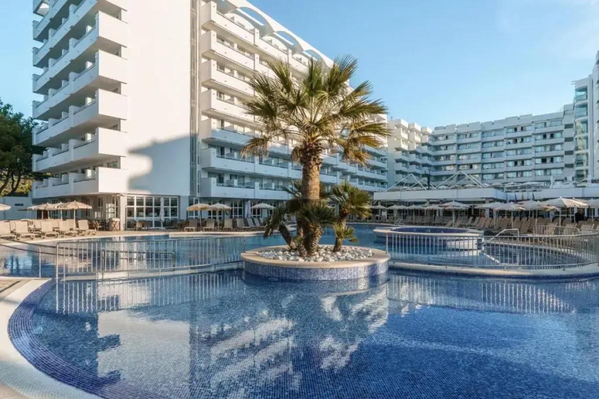 Alua Gran Camp de Mar