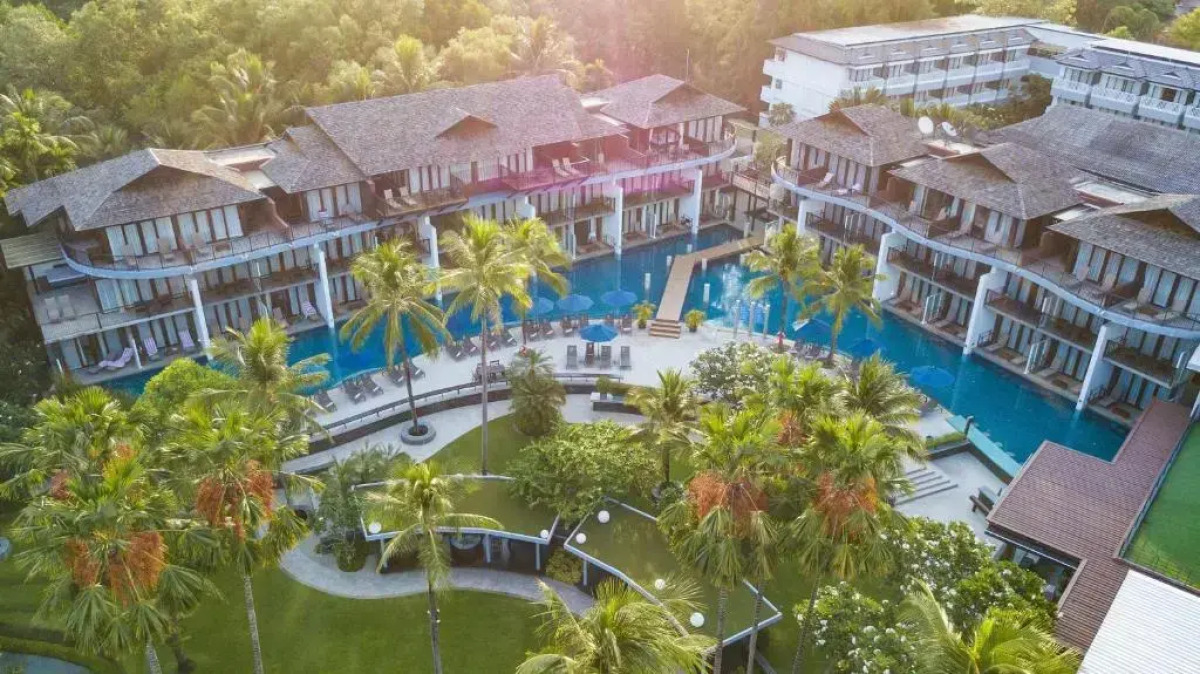 Holiday Ao Nang Beach Resort, Krabi