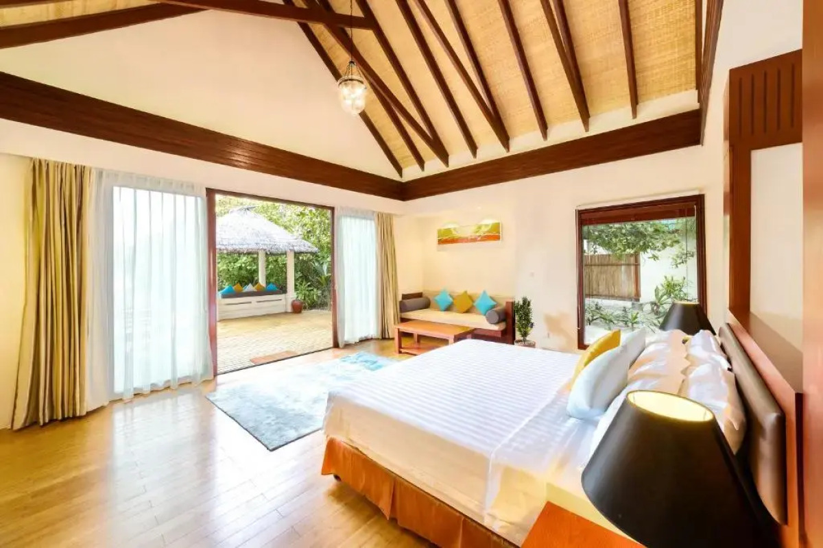 Отель Furaveri Maldives