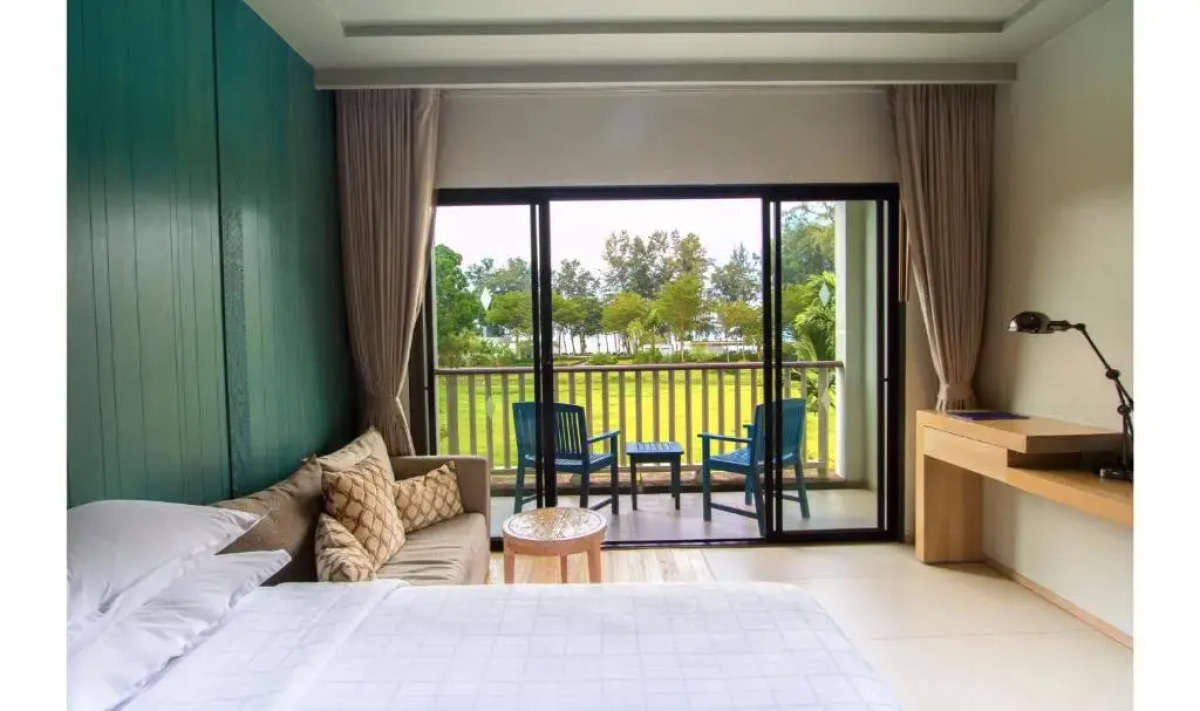 Отель Dusit Thani Krabi Beach Resort