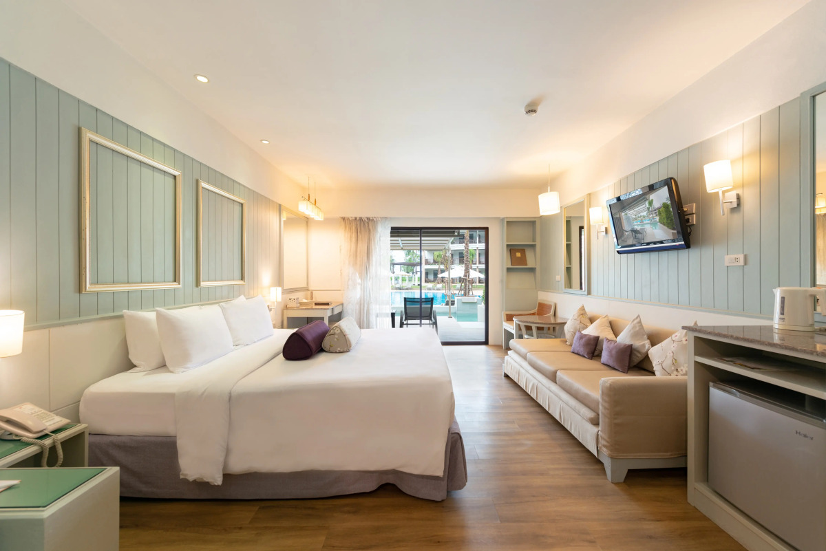 Katathani Phuket Beach Resort