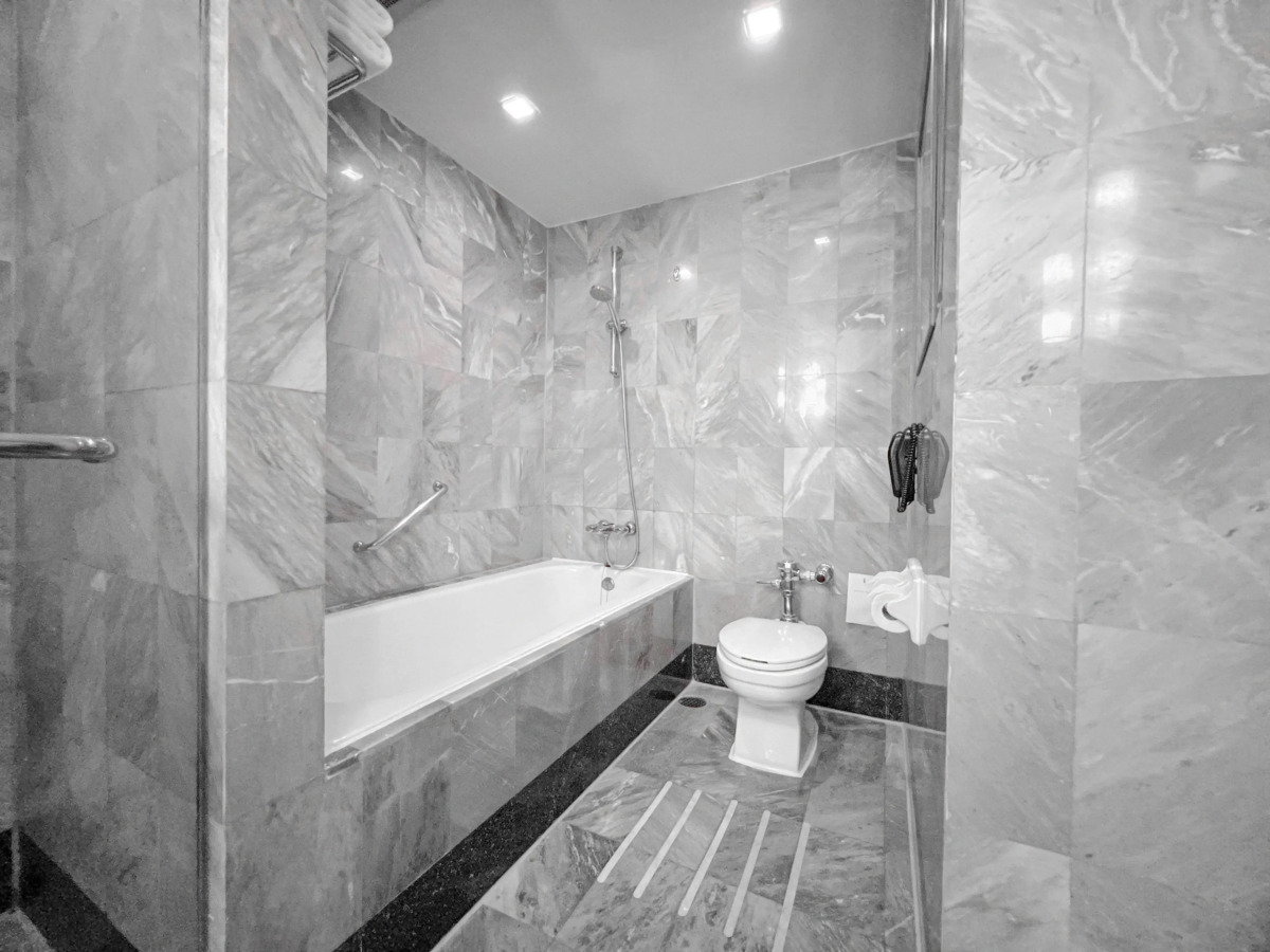 Отель Rembrandt Bangkok