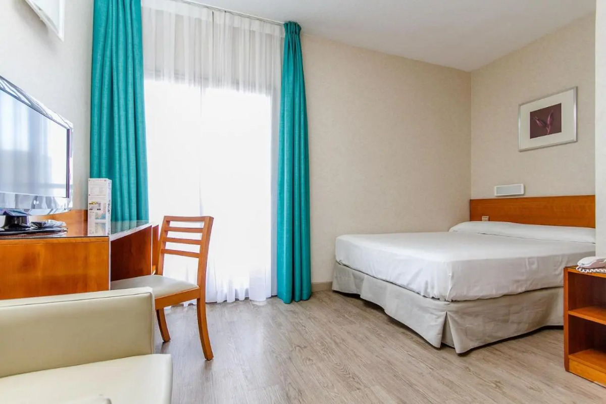 Отель Castilla Alicante