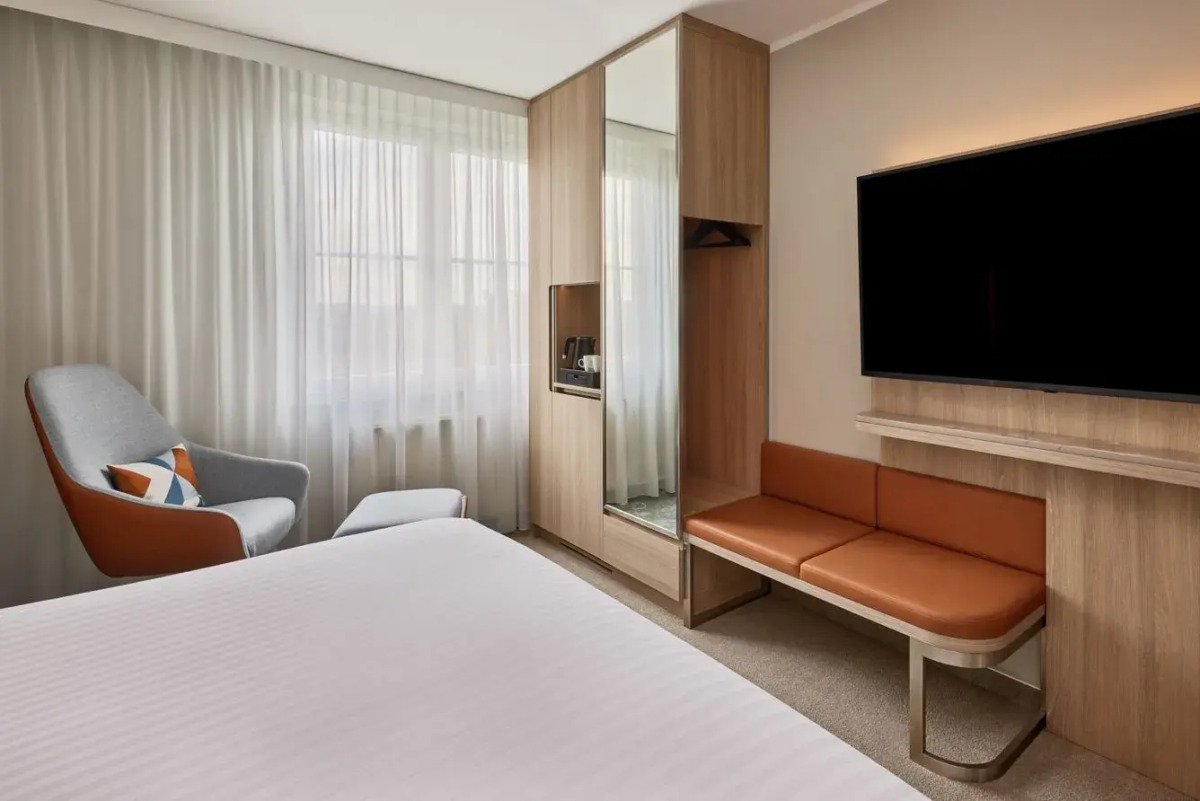 Отель Courtyard by Marriott Dortmund