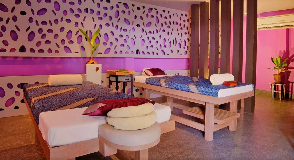 Twin Lotus Resort and Spa - Adults Only