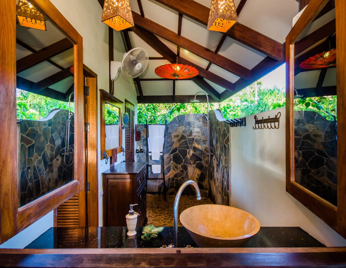 Koh Jum Beach Villas