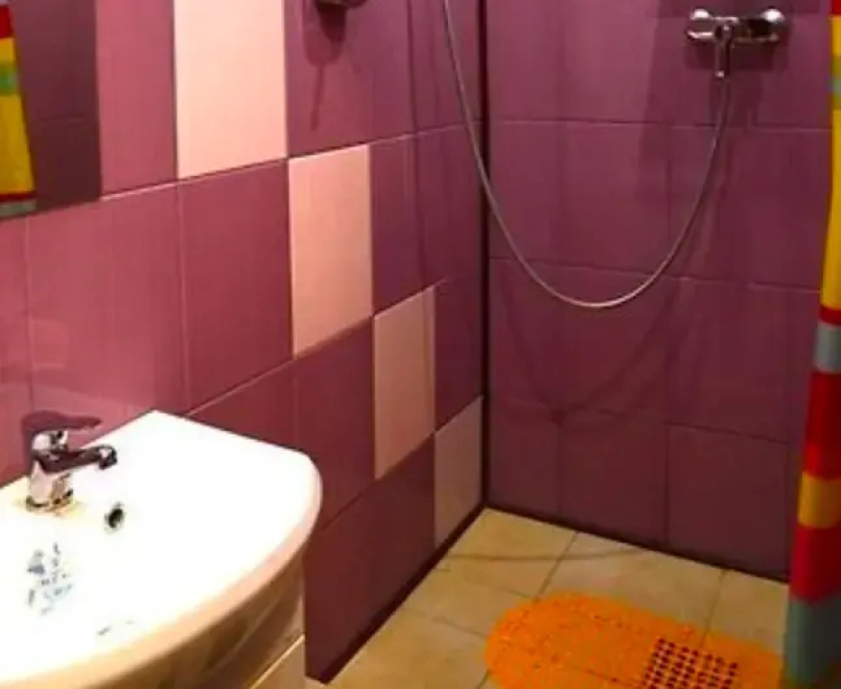 Hostel Shpinat on Fedoseenko Street 17