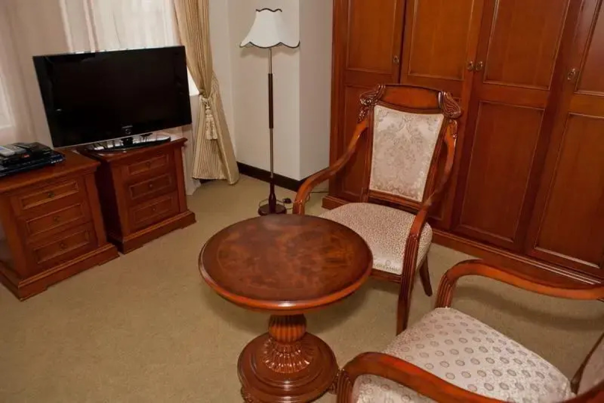 Отель Атриум Виктория