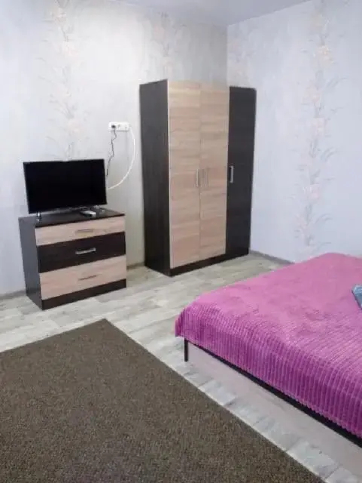 Molodezhnaya 8 Guest House