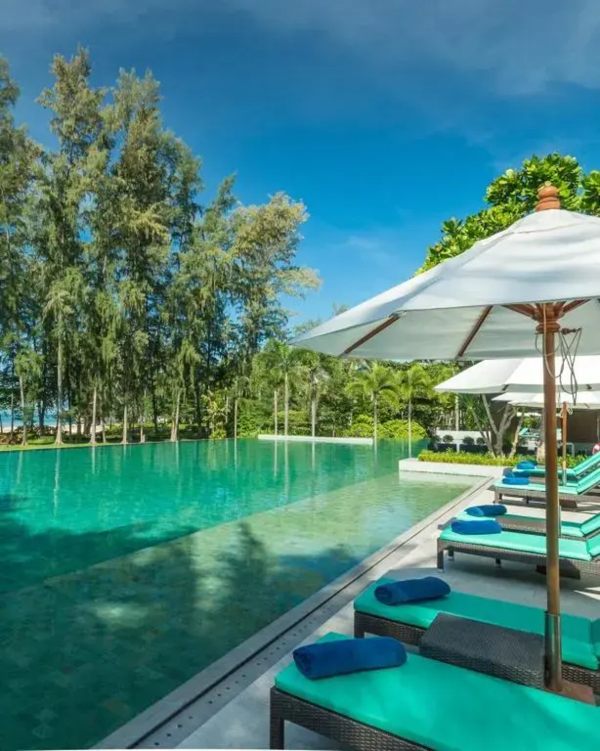 Отель Dusit Thani Krabi Beach Resort