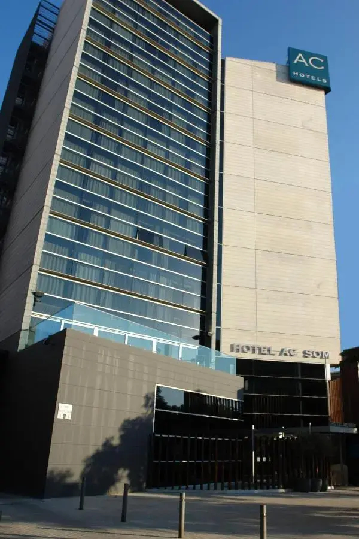 Отель AC Som by Marriott
