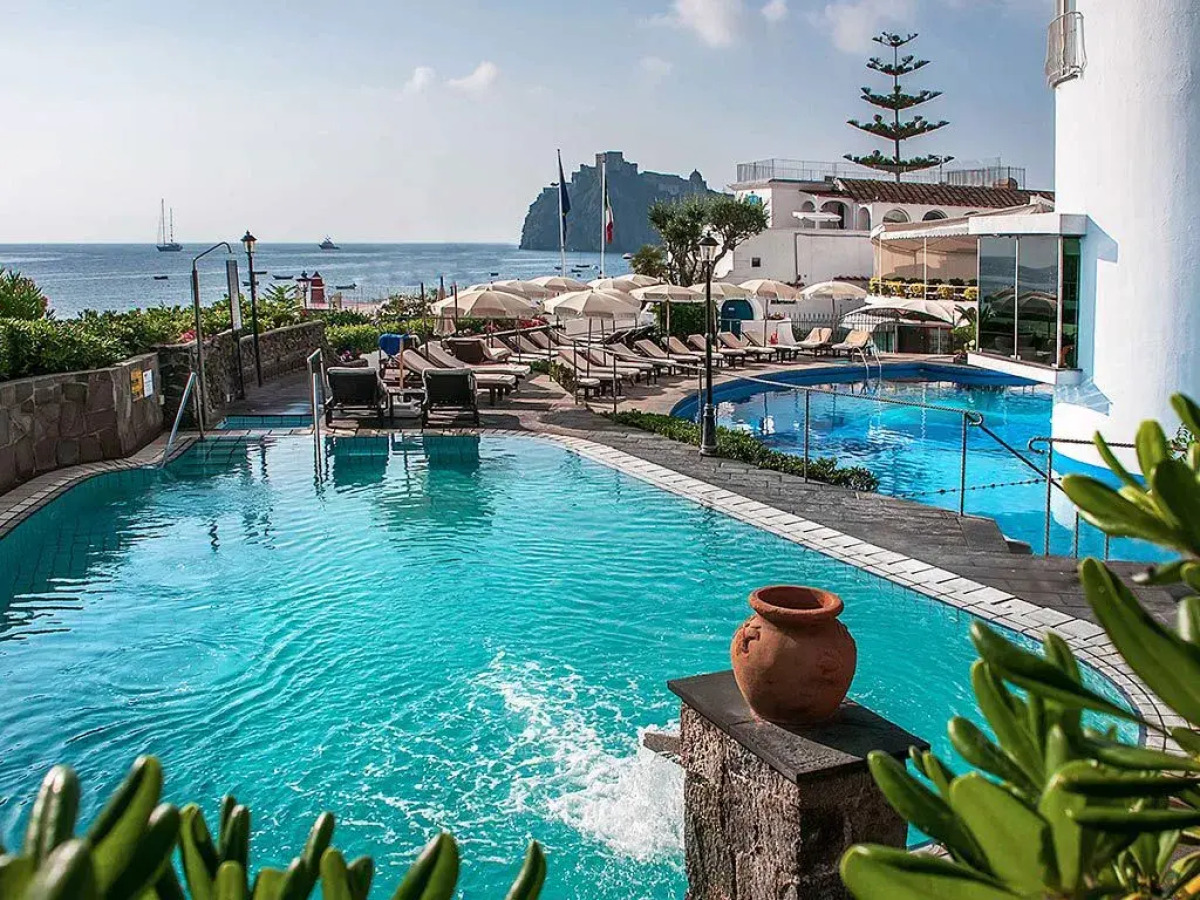 Punta Molino Beach Resort and Thermal Spa