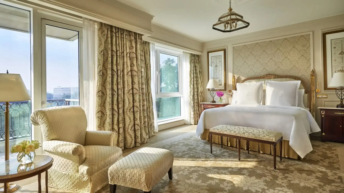 Отель Four Seasons Cairo at First Residence