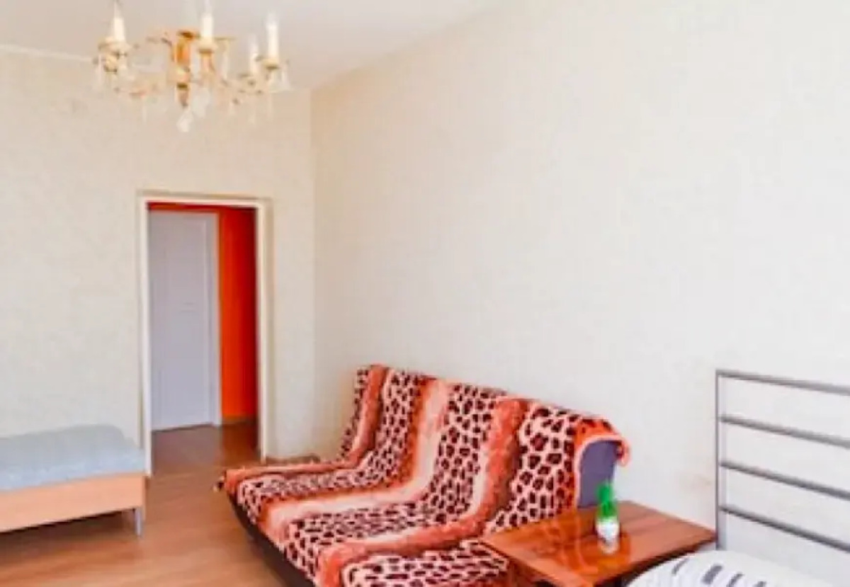 Apartment ALLiS-HALL on Lenina 48